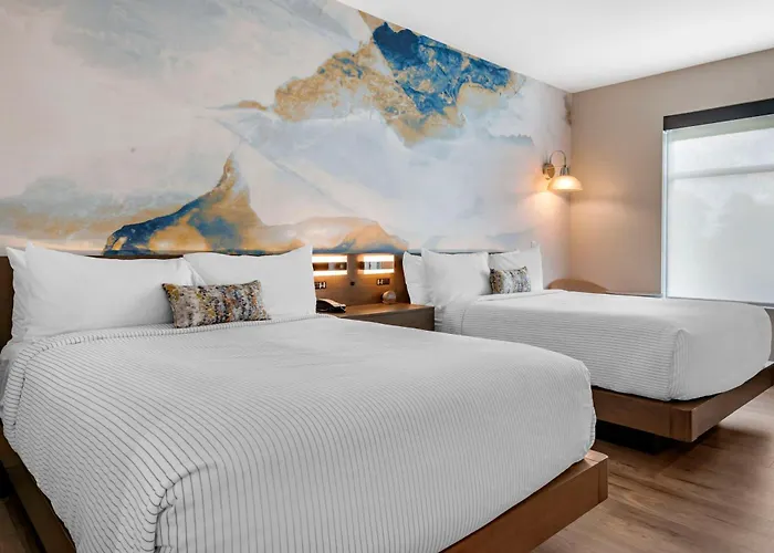 Cambria Orlando AirportAirport Hotel